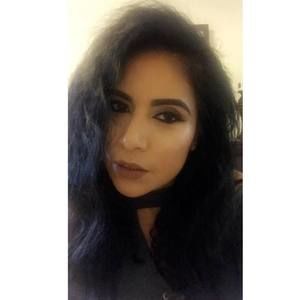 Meet your Posher, Carolina